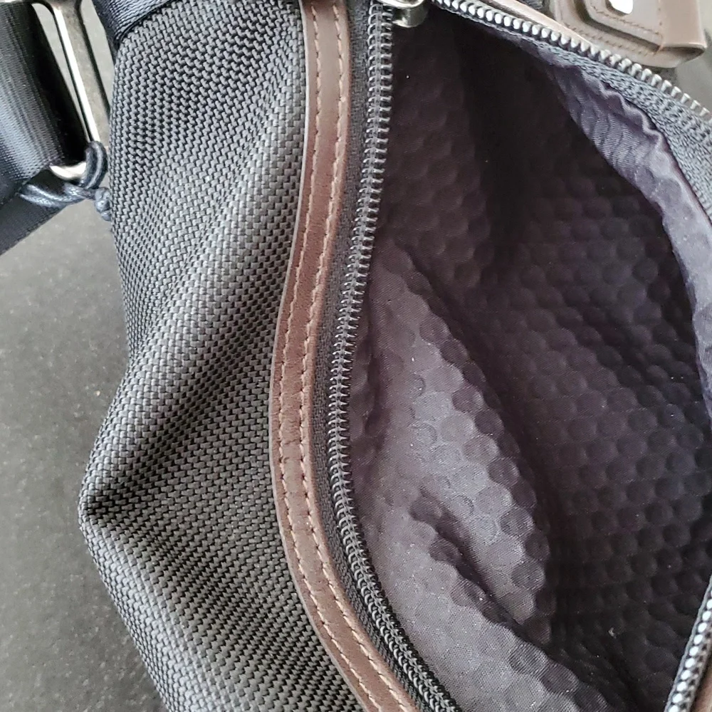 NWT Alpha Bravo Beale Crossbody Bag